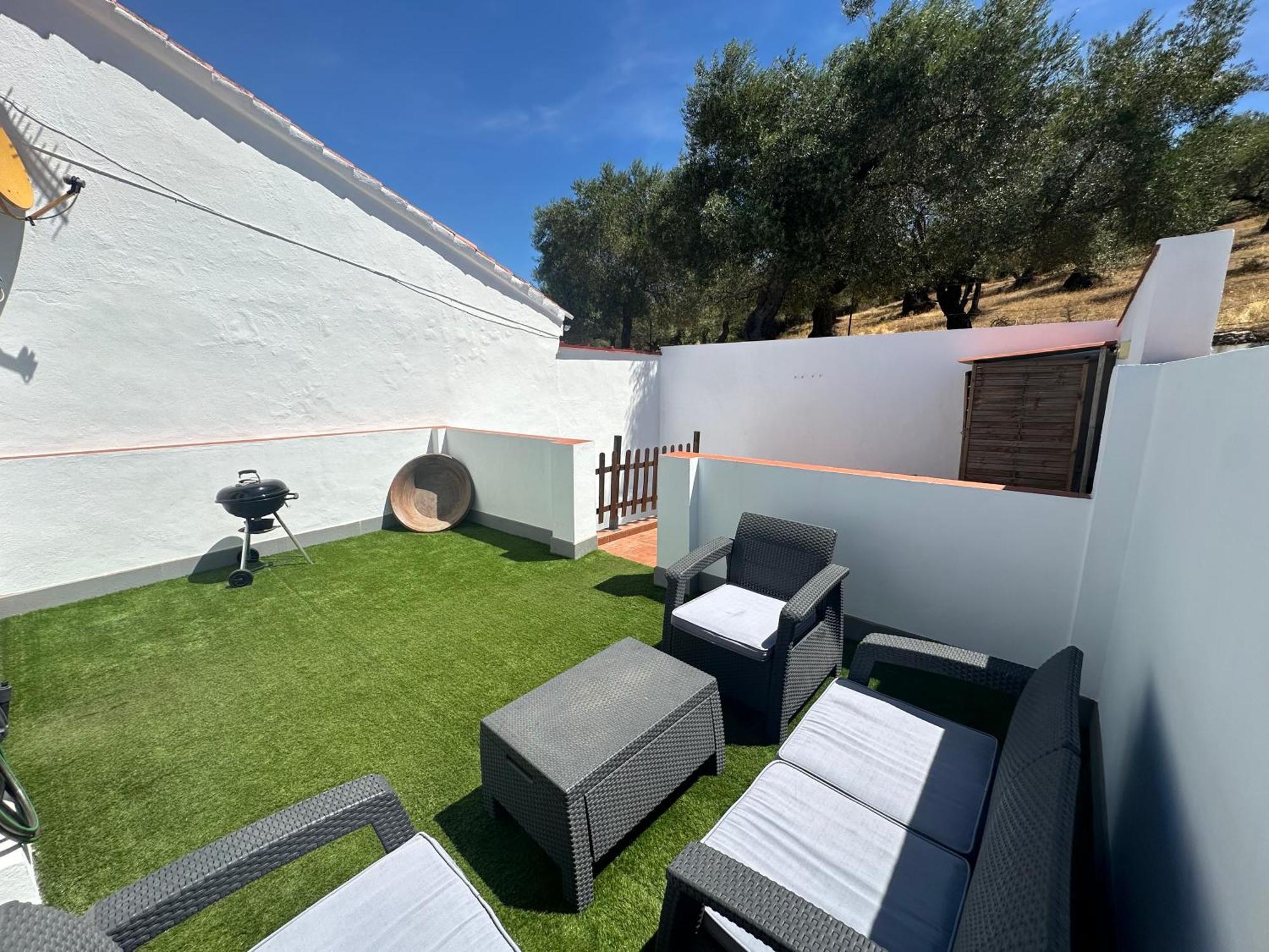 Casa Cerro Luna Con Chimenea Constantina